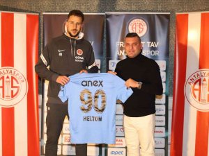 Helton Leite Antalyaspor’da
