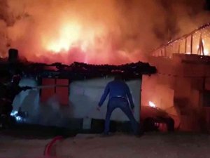 Günün Acı Haberi, Yaşlı Çiftin Kaldığı Evde Yangın: 1 Ölü, 2 Yaralı