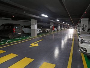 Cumhuriyet Meydanı Yer Altı Otoparkına Vatandaştan Yoğun İlgi