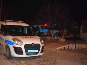 Bıçaklı Ve Silahlı Kavga: 2 Yaralı