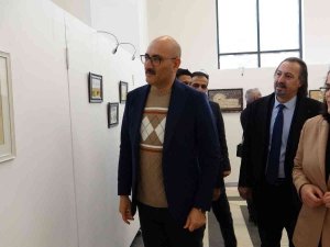 Van’da 57 Kez Ameliyat Olan Genç Kızdan Kaligrafi Sergisi