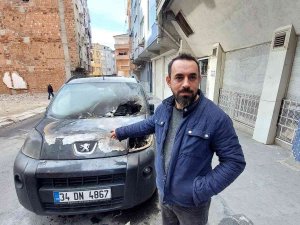 Esenler’de Madde Bağımlısı Şahıs Aracı Yakıp Kaçtı