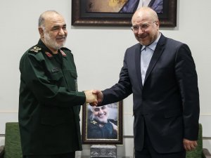 İ̇ran Devrim Muhafızları Komutanı Selami: "Avrupa Geçmişteki Hatalarını Tekrarlarsa Sonuçlarına Katlanır"