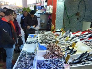 Sıcak Hava Balığı Etkilemedi, Balık Bol, Satışlar Yoğun