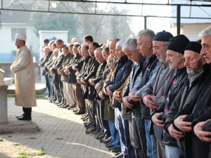 Yangında Hayatını Kaybeden Yaşlı Kadın Son Yolculuğuna Uğurlandı