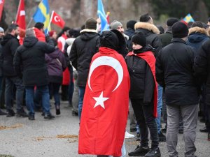 İ̇sveç’te Avrupa Türk Demokratlar Birliği’nden Cumhurbaşkanı Erdoğan’a Destek