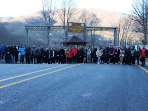 Gençler Zinde Kalmak İçin Yürüyüşte Buluştu