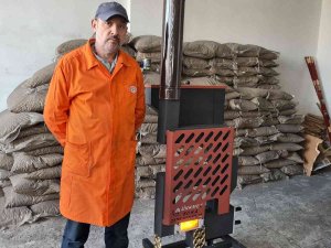 Bu Sobanın Bacası Var Dumanı Yok, Ustası Talebe Yetişemiyor