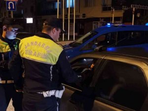 Aydın’da Jandarma Ekipleri ’Alkol Ve Uyuşturucu’ Denetimi Gerçekleştirdi