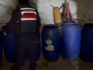 Jandarmadan Sahte İçki İmalathanesine Şafak Baskını