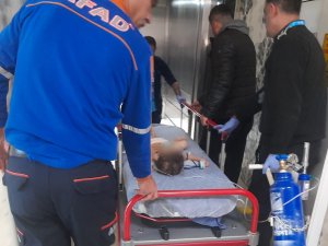 Yolda Yere Yığılan Çocuğu Hastaneye Afad Yetiştirdi