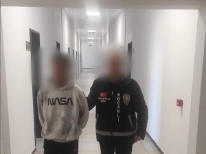 Hırsızlık Suçundan Aranıyordu, Yakalandı