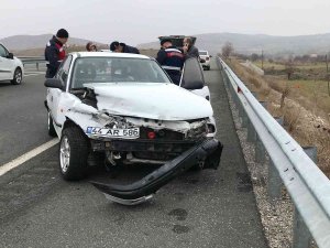 Elazığ’da Trafik Kazası: 4’ü Çocuk 7 Yaralı
