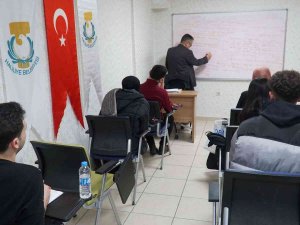 Haliliye’de Gençlere Bilgisayar Ve İ̇ngilizce Kursu