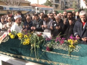 Malta’da Canice Öldürülen Pelin Kaya Son Yolculuğuna Uğurlandı