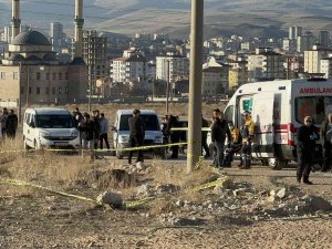 Kayıp Olan Yaşlı Adamın Cansız Bedeni Boş Arazide Bulundu