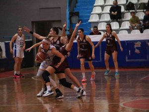 Tkbl: İ̇zmit Belediyespor: 86 - Elazığ Basketbol: 78