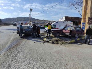 Karabük’te Trafik Kazası: 3 Yaralı