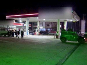Adana’da Akaryakıt İstasyonunda Ölen Kişinin Müşteri Olduğu Ortaya Çıktı