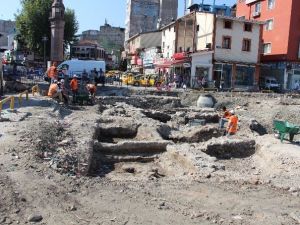 Tarihi Hamam Gün Yüzüne Çıkıyor