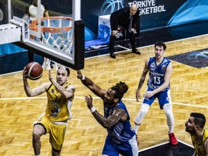 Mersin Büyükşehir Basketbol 76-72 Galip