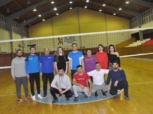 Kaymakam Sülün Gençlerle Voleybol Maçı Yaptı