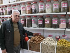 Hastalık Çoğaldı, Bitkilere Rağbet Arttı: En Çok Zencefil, Zerdeçal Ve Tarçın Tercih Ediliyor