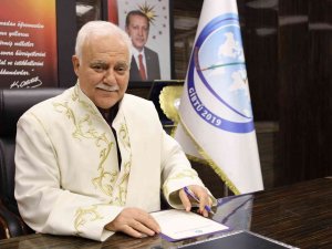 Hatipoğlu’ndan Kur’an-ı Kerim Yakılmasına Sert Tepki