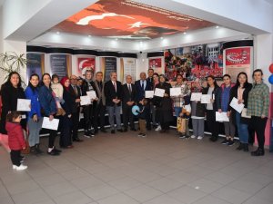 Salihli’de Veliler Sertifikalı Oldu