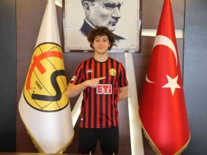 Eskişehirspor’a Genç Oyuncudan Kötü Haber