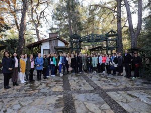 Aü Rektörü Özkan, Türkiye’deki Kadın Rektör Ve Rektör Yardımcılarını Ağırladı