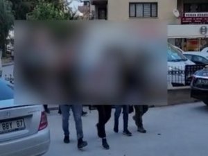 Kuşadası’nda Otomobil Hırsızları Tutuklandı