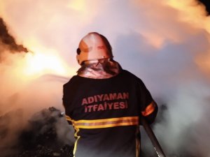Atık Malzemeler Alev Aldı