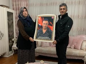 Şehit Ailelerine Anlamlı Hediye