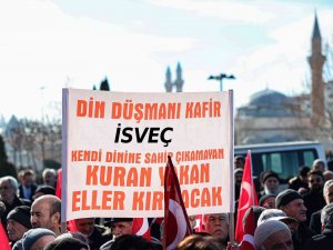 İ̇sveç’te Kuran-ı Kerim’e Yapılan Saygısızlık Sivas’ta Kınandı