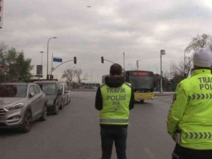 Kadıköy’de Dron Destekli Denetim: Kaçan Taksiciye Ceza Kesildi