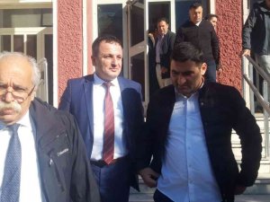 Müze Müdürü’nün Ev Hapsi Kalktı, Göreve Dönüyor