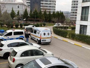 Anne, Tartıştığı Oğlunu Tabancayla Korkutmak İsterken Yaraladı
