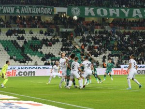 Spor Toto Süper Lig: Konyaspor: 0 - Ankaragücü: 0 (İ̇lk Yarı)