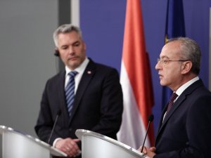 Avusturya Başbakanı Nehammer, Bulgar Mevkidaşı Donev İle Görüştü