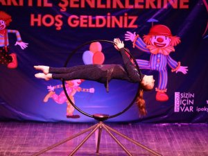 İ̇pekyolu’nda Yarıyıl Şenlikleri Coşkuyla Başladı