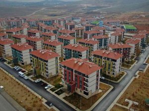 24 Ocak Depreminde Evleri Yıkılan Vatandaşlar Artık Güven İçerisinde Konutlarında Yaşıyor
