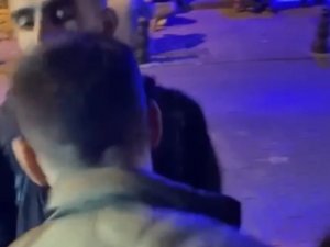 İ̇stanbul’da Tekme, Yumruk Ve Bıçaklı Kavgalar Kamerada: Genci Öldüresiye Dövdüler