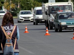 Bayburt’ta Trafiğe Kayıtlı Araç Sayısı Aralık Ayı Sonu İtibarıyla 16 Bin 425 Oldu