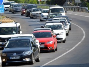 Antalya’da Trafiğe Kayıtlı Taşıt Sayısı Son 1 Ayda 11 Bin Arttı
