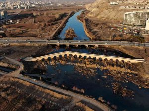 Bir Yıl Arayla Görüntüler, İklim Değişikliğini Gözler Önüne Serdi