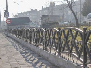 Kanal Korkuluklarında Bakım, Onarım Ve Boyama Çalışması