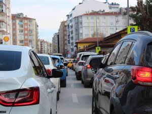 Eskişehir’de Araç Sayısında Artış Sürüyor