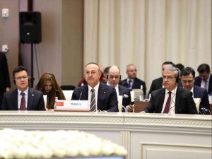 Bakan Çavuşoğlu, Ekonomik İ̇şbirliği Teşkilatı Bakanlar Konseyi’nde Aile Fotoğrafına Katıldı