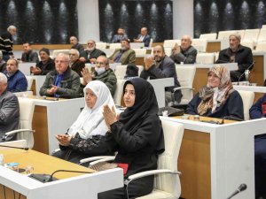 Meram’da Mahalle Sakinleri Yeni Tapularına Kavuştu